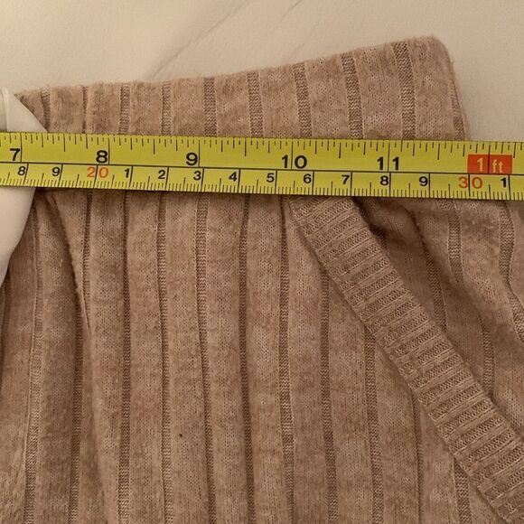 Abercrombie & Fitch Women’s Pajama Short Pockets Tan Size XS - Picture 3 of 7